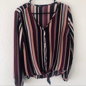 Rue 21 vertical line blouse size large